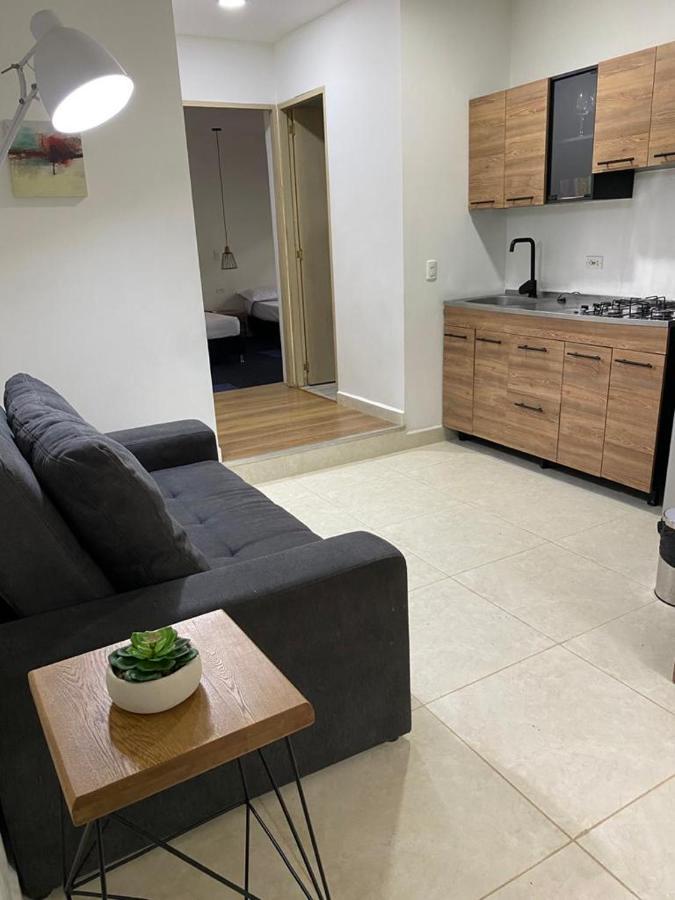 Apartamento Lleras Apartment Меделин Екстериор снимка